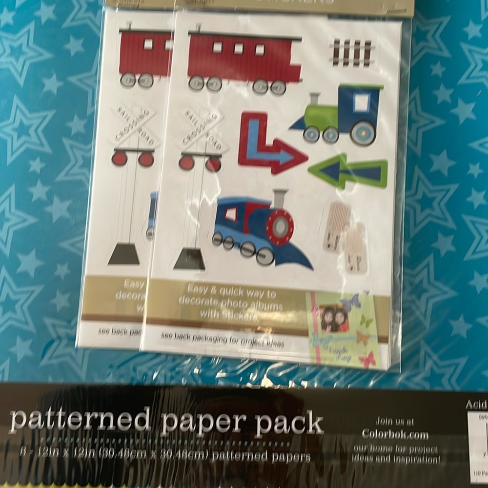 NWT Miscellaneous Boys Scrapbook Card Lot - Picture 5 of 7